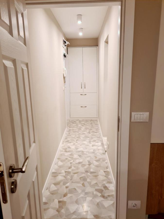 Brand New Luxury Flat In The City Center Varna ภายนอก รูปภาพ