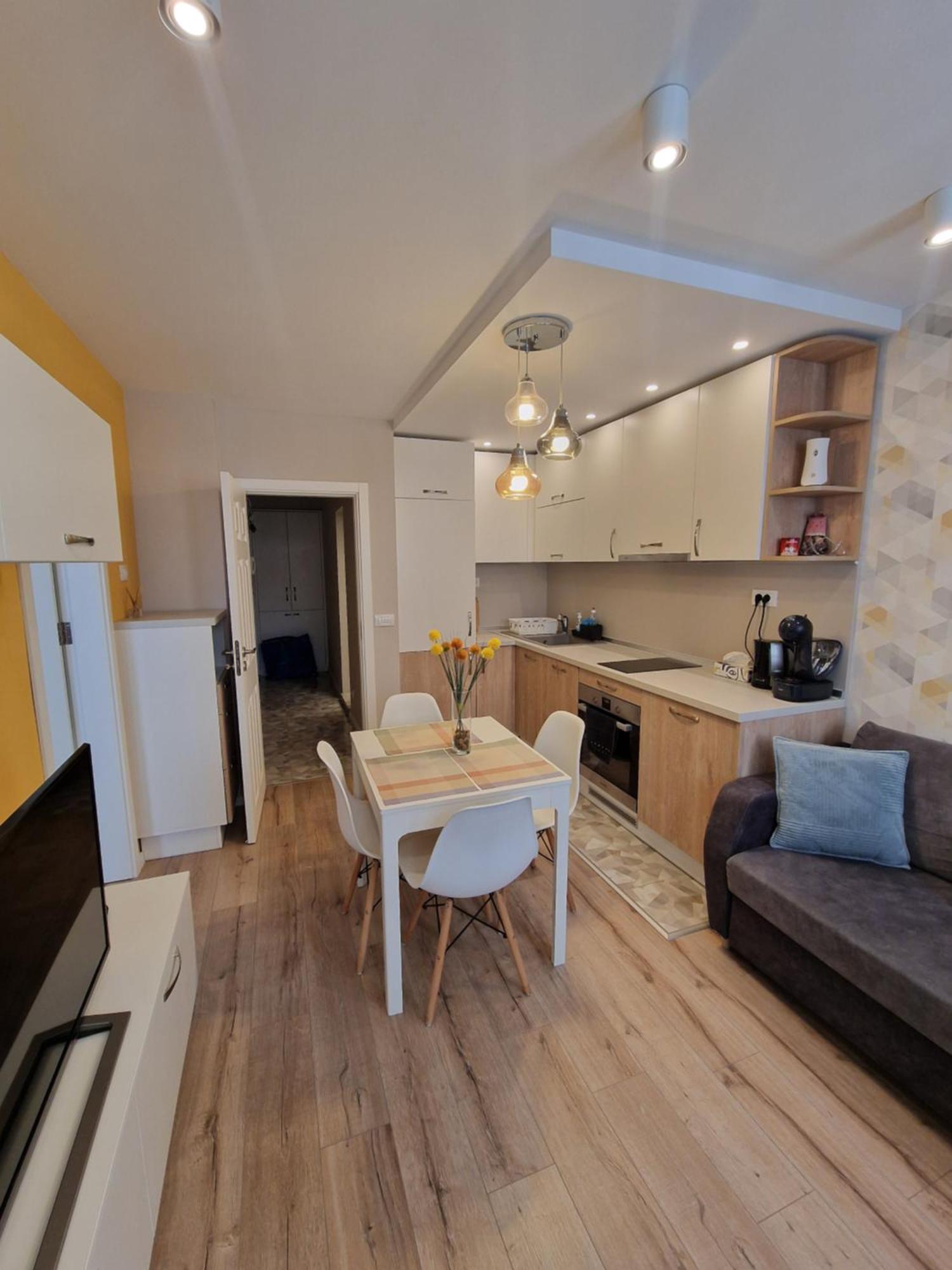 Brand New Luxury Flat In The City Center Varna ภายนอก รูปภาพ
